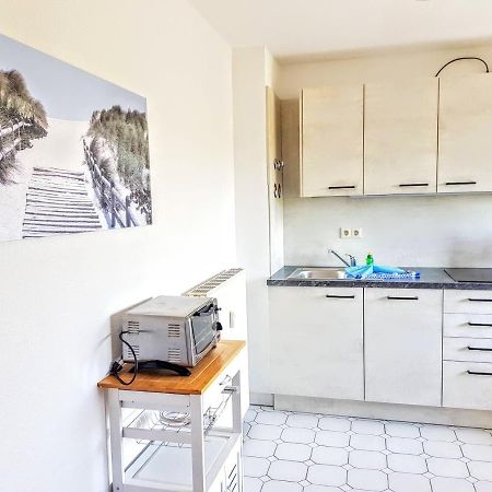 Fewo 18 Im Strandhaus Lobbe Mit Balkon Esterno foto