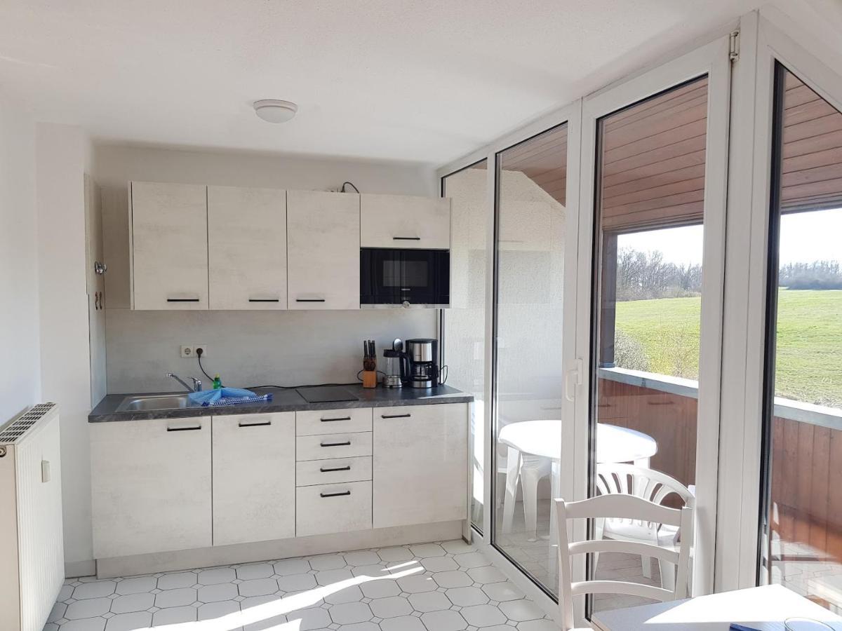 Fewo 18 Im Strandhaus Lobbe Mit Balkon Esterno foto