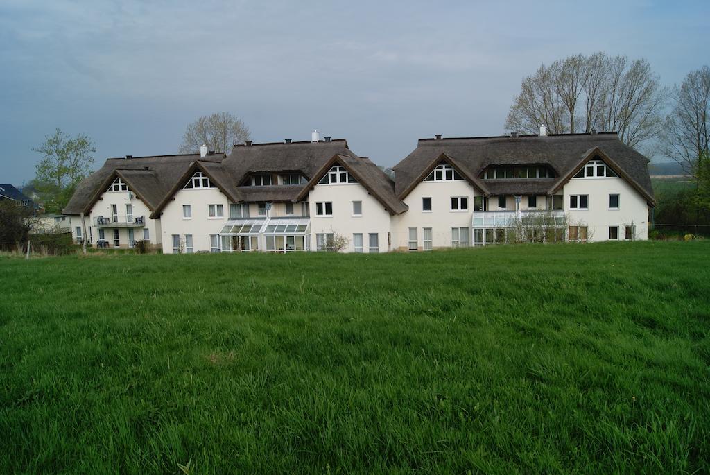 Fewo 18 Im Strandhaus Lobbe Mit Balkon Esterno foto